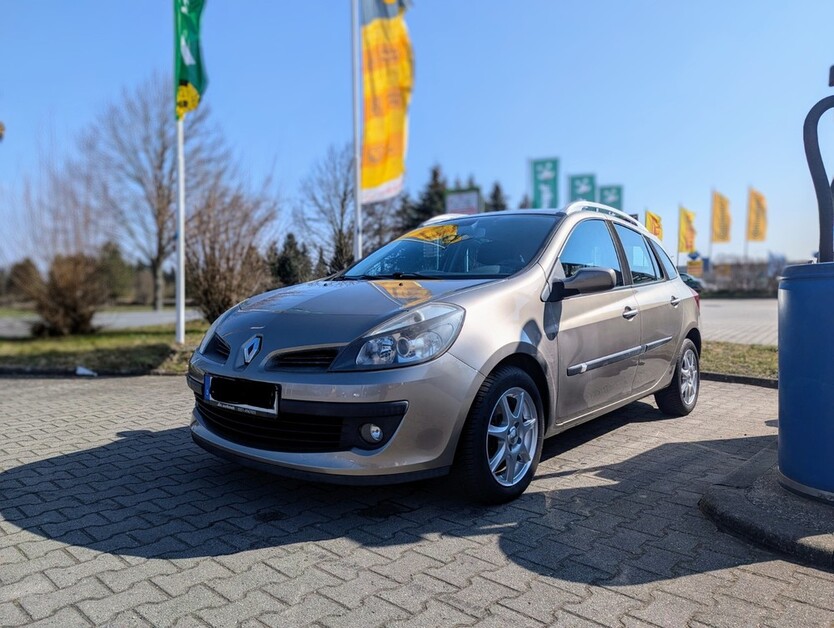 Renault Clio III 60.000 km 3.900 € Dresden 01067