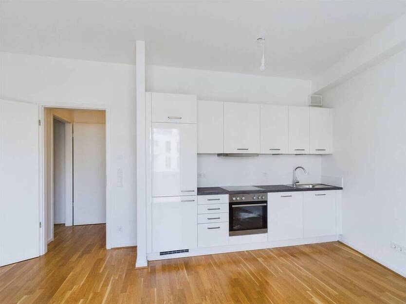 Moderne + großzügige 1-Zimmer-Wohnung mit Balkon zum Innenhof | barrierearmes Apartment | MaryAnn