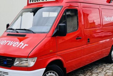 Mercedes-Benz Sprinter 187.407 km 12.800 &euro; Dresden 01257