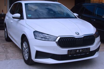 Skoda Fabia 17.500 km 12.500 &euro; Dresden 01129