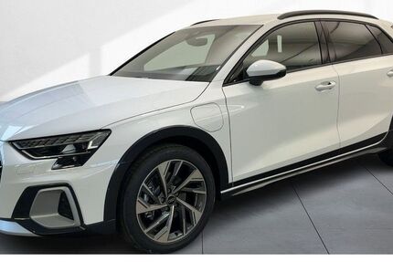 Audi A3 8.243 km 40.880 &euro; Dresden 01067