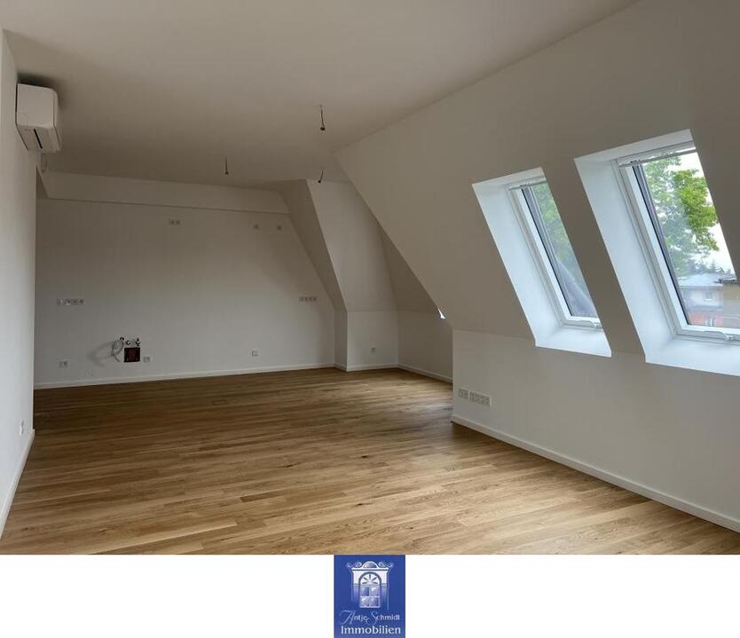 Erstbezug! Dachtraum über 2 Ebenen, Wintergarten, Klimaanlage, Lift hält in Wohnung!