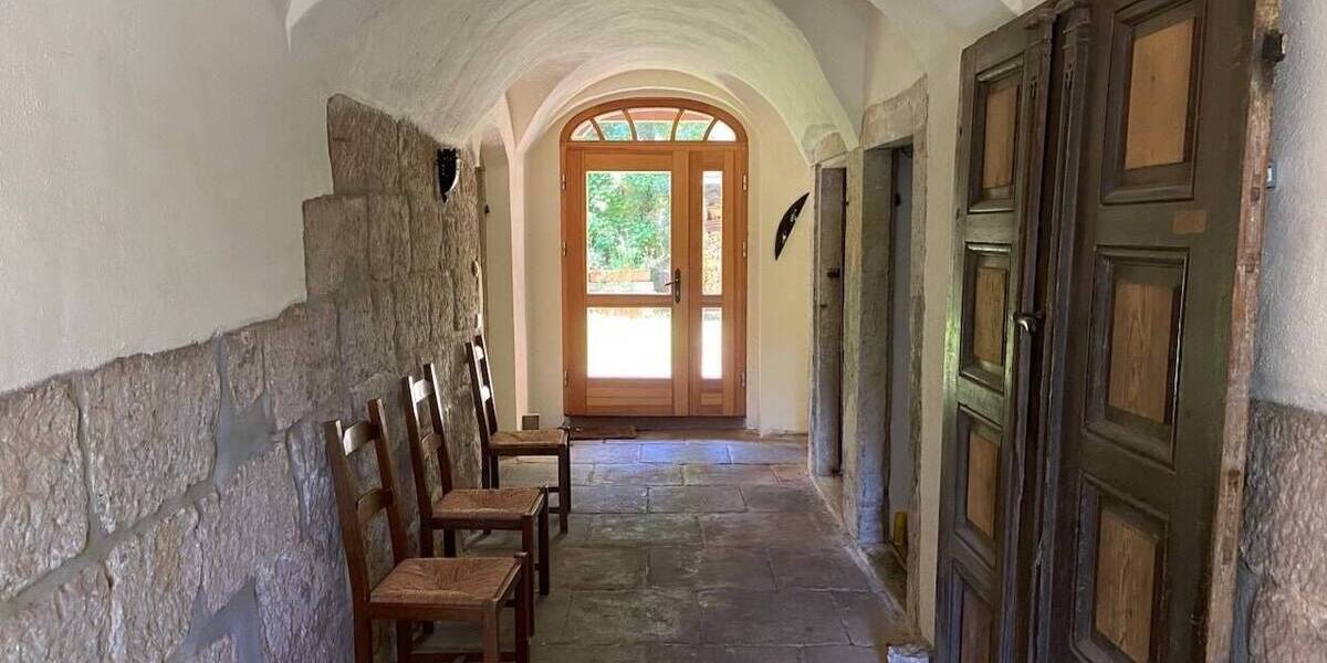 Einfamilienhaus Pirna - 6 Zimmer, 194 m&sup2;, 395.000&euro; | Angebot:26093575