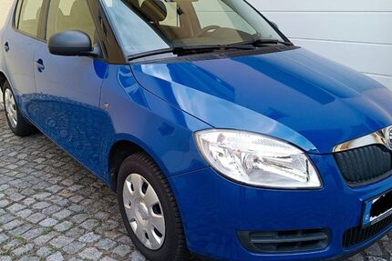 Skoda Fabia 30.000 km 5.200 € Dresden 01067