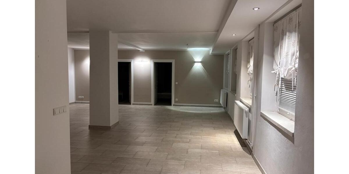 Erdgeschoßwohnung Dresden Leuben - 3 Zimmer, 92 m&sup2;, 1.075&euro; | Angebot:26150214