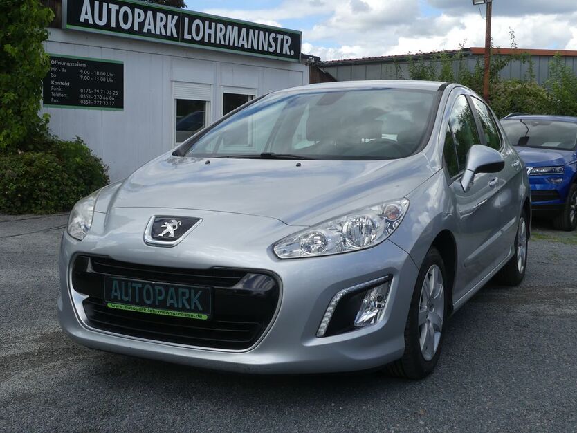 Peugeot 308 135.400 km 4.990 € Dresden 01237