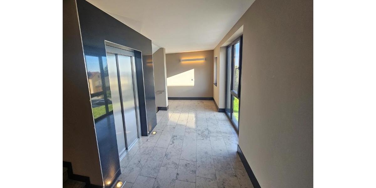 Etagenwohnung Freital - 4 Zimmer, 107 m&sup2;, 1.600&euro; | Angebot:26425638