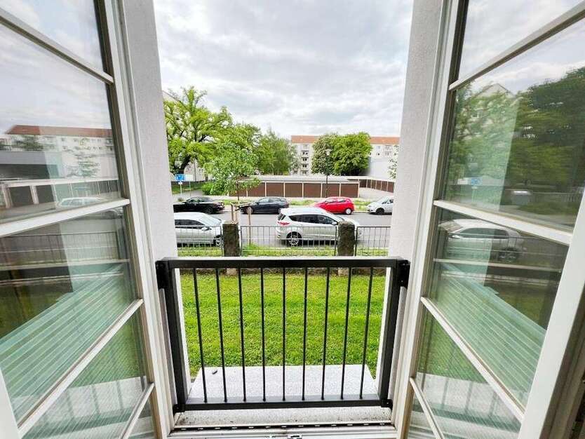 Wohnung zum Kaufen in Dresden 130.000 € 53.5 m²
