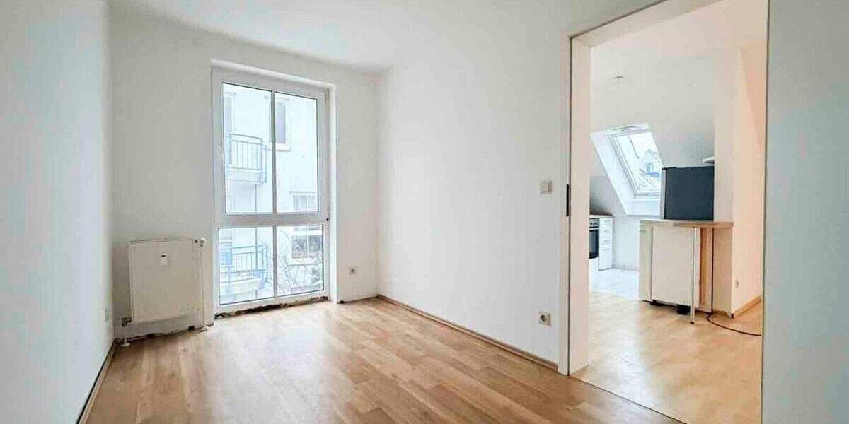 Etagenwohnung Dresden Weißig - 2 Zimmer, 45 m&sup2;, 99.000&euro; | Angebot:25743180
