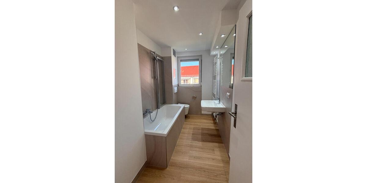Etagenwohnung Heidenau - 3 Zimmer, 60 m&sup2;, 700&euro; | Angebot:26459470