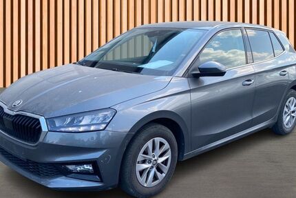 Skoda Fabia 28.505 km 16.780 &euro; Dresden 01328
