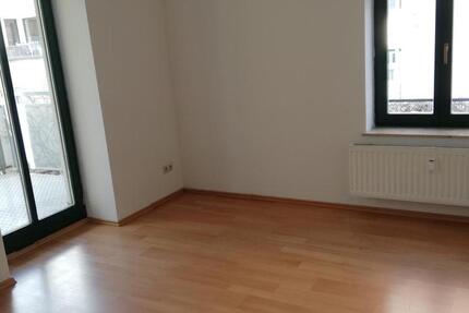 Schöne geräumige 3 Raum-Wohnung - Klopstockstr. 36, 01157 Dresden 1 zimmer