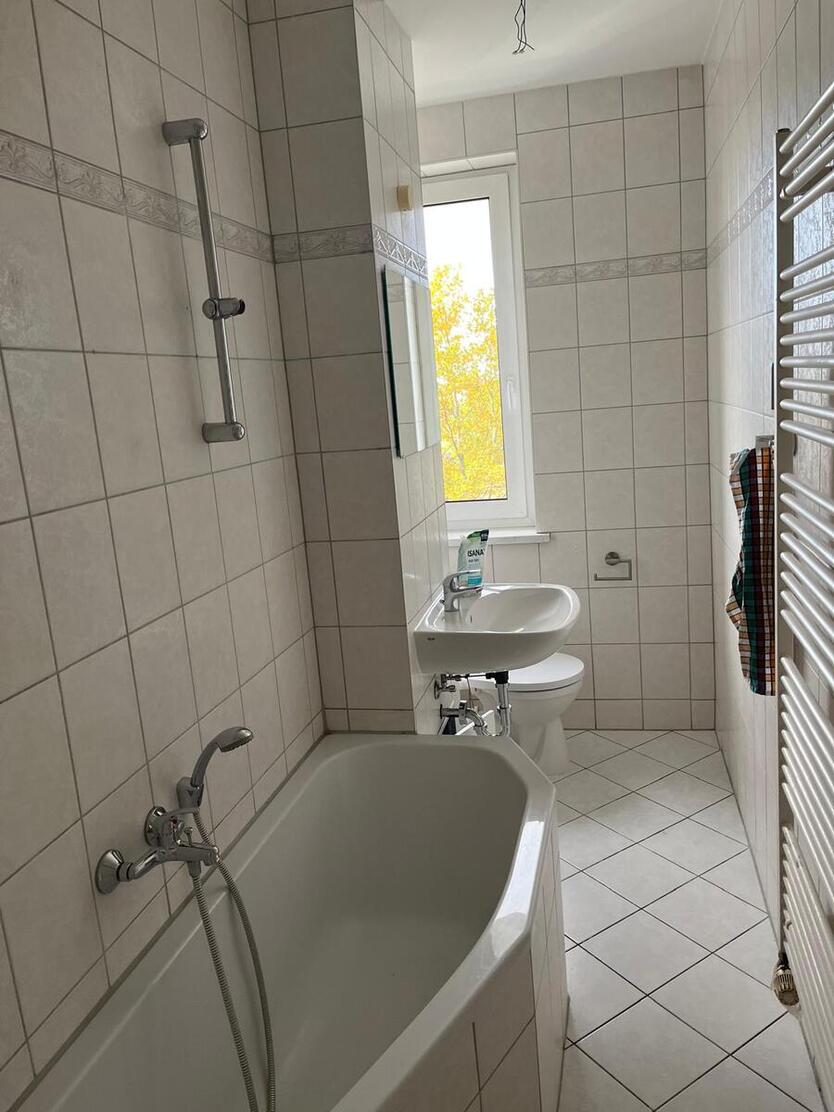 2-Zimmer-Wohnung mit Balkon im 4. OG 2 zimmer