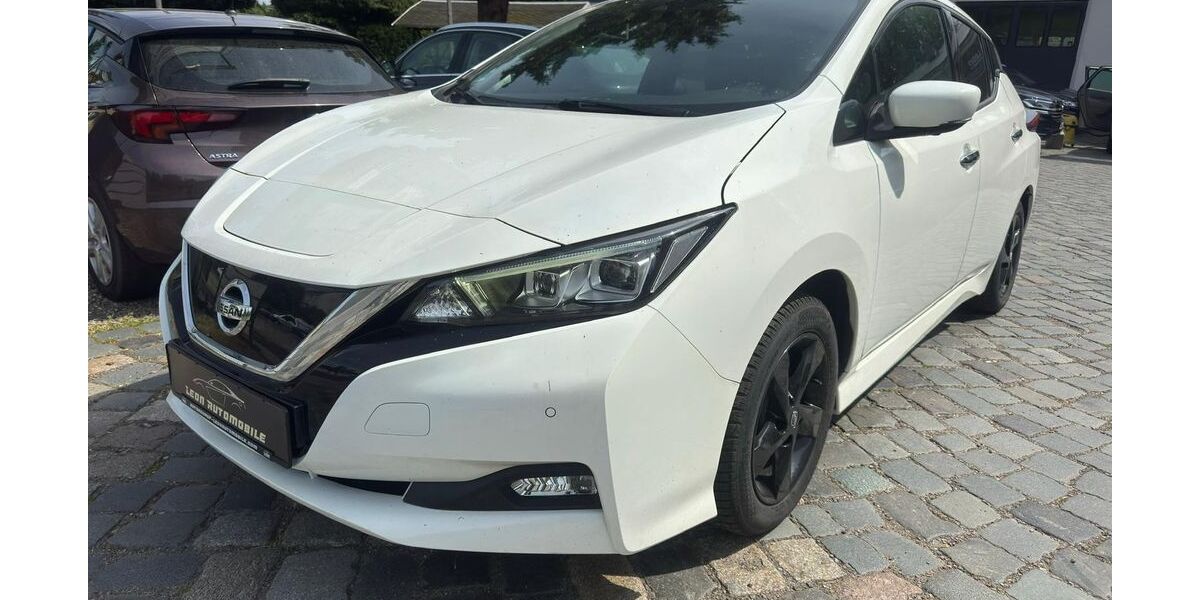 Nissan Leaf 87.783 km 12.800 &euro; Freital 01705