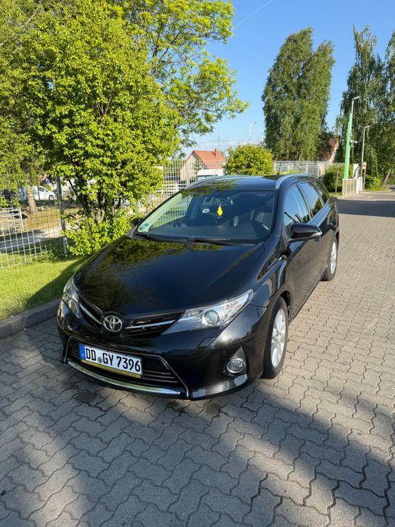 Auris