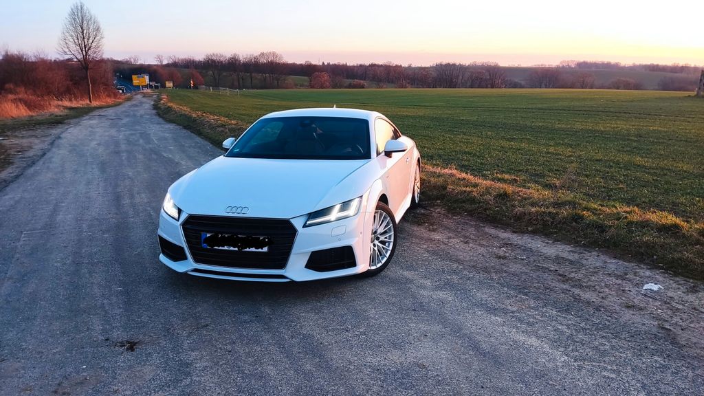 Audi TT 159.000 km 22.999 &euro; Meißen 01662
