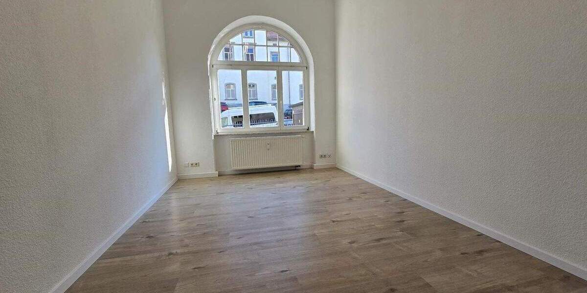 Etagenwohnung Dresden Räcknitz/Zschertnitz - 4 Zimmer, 94 m&sup2;, 1.140&euro; | Angebot:25862442