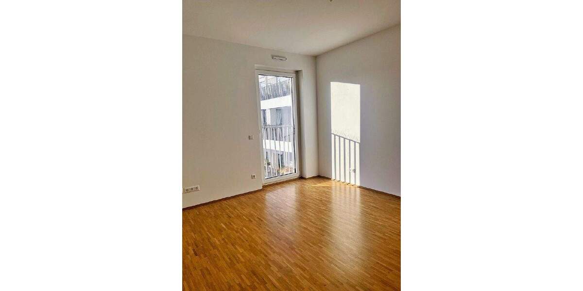 Etagenwohnung Dresden Striesen-Süd - 4 Zimmer, 143 m&sup2;, 1.920&euro; | Angebot:25261965
