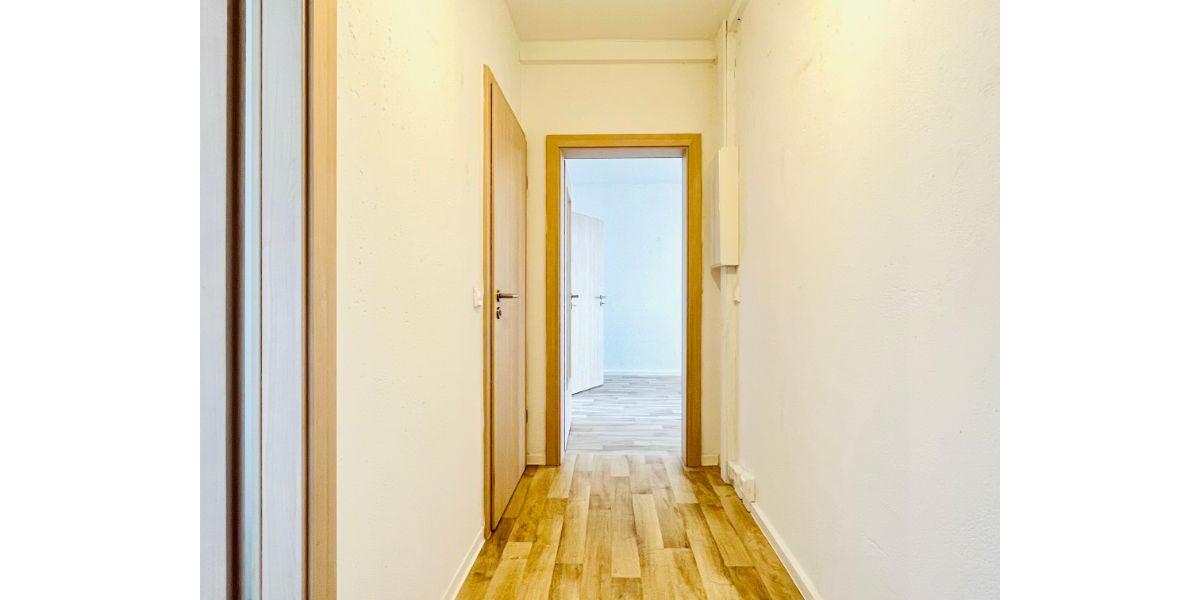 Etagenwohnung Freital - 2 Zimmer, 49 m&sup2;, 319&euro; | Angebot:25815255