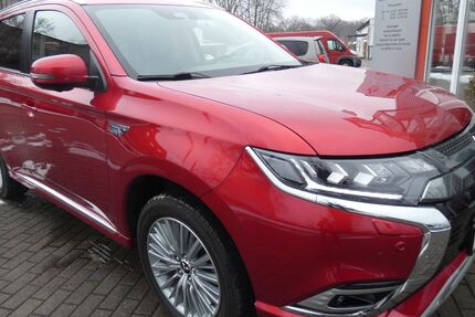 Mitsubishi Outlander 60.111 km 22.890 &euro; Radebeul 01445