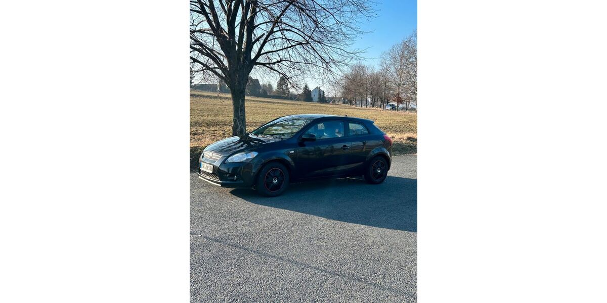 Kia pro ceed / ProCeed 123.600 km 4.850 &euro; Dohma 01796