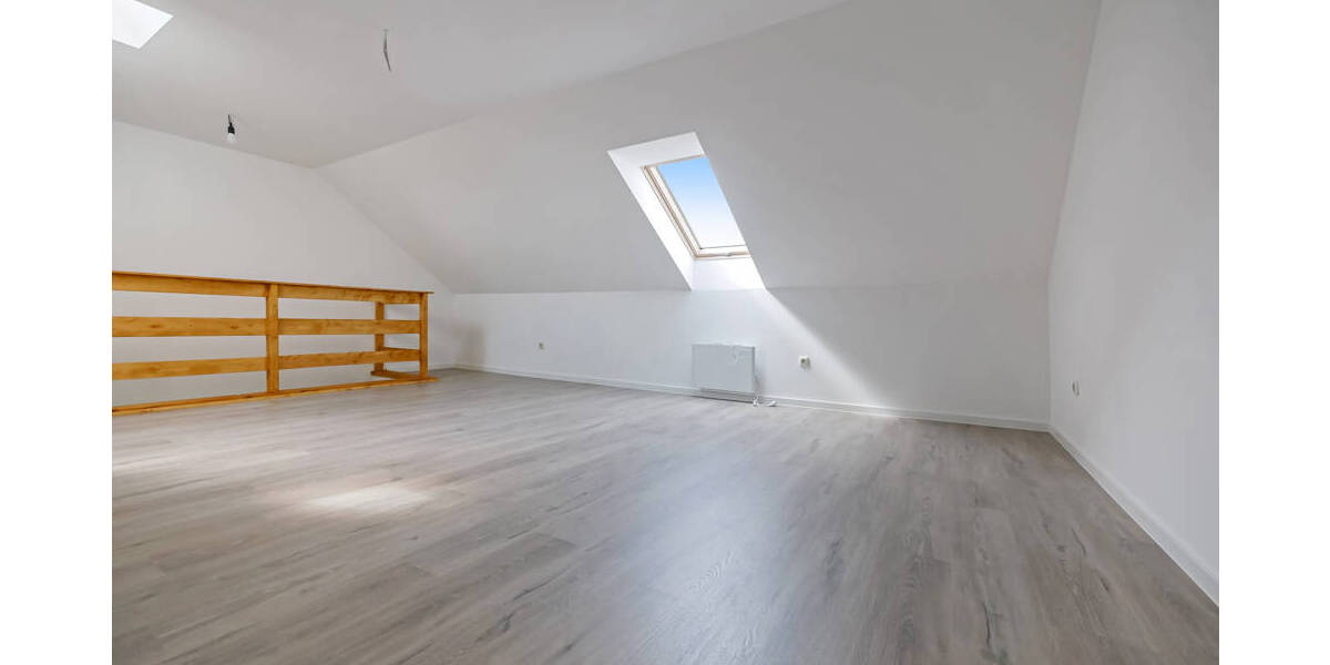 Reihenmittelhaus Stolpen - 4 Zimmer, 83 m&sup2;, 1.000&euro; | Angebot:26540092