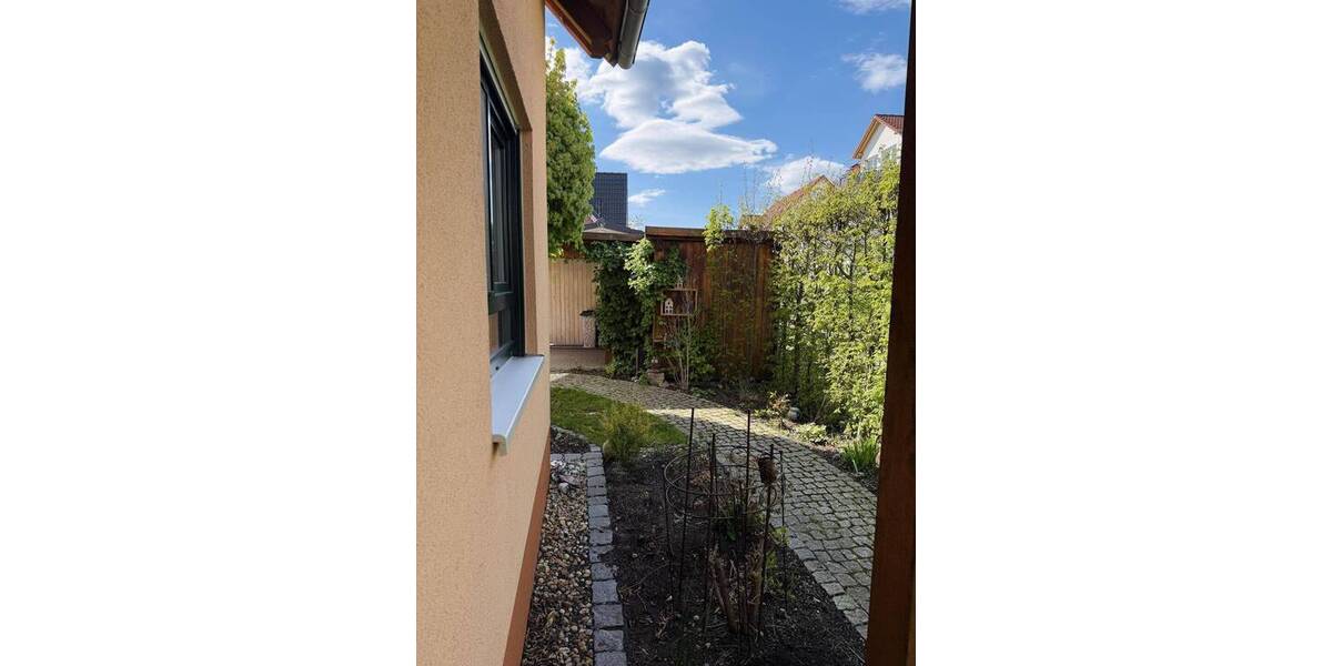 Doppelhaushälfte Moritzburg - 4 Zimmer, 103 m&sup2;, 450.000&euro; | Angebot:26556832