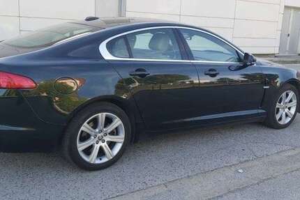 Jaguar XF 253.000 km 3.300 &euro; Dresden 01067