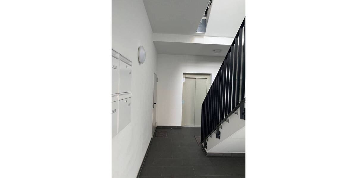 Etagenwohnung Dresden Gruna - 3 Zimmer, 80 m&sup2;, 1.100&euro; | Angebot:26930415