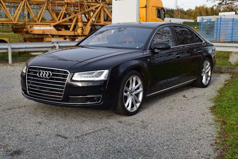 Audi A8 147.850 km 43.000 € Großröhrsdorf 01900