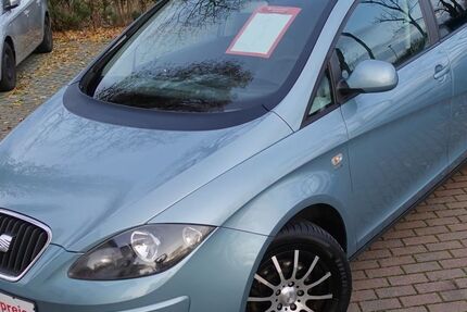 Seat Altea 150.000 km 4.480 &euro; Dresden 01239