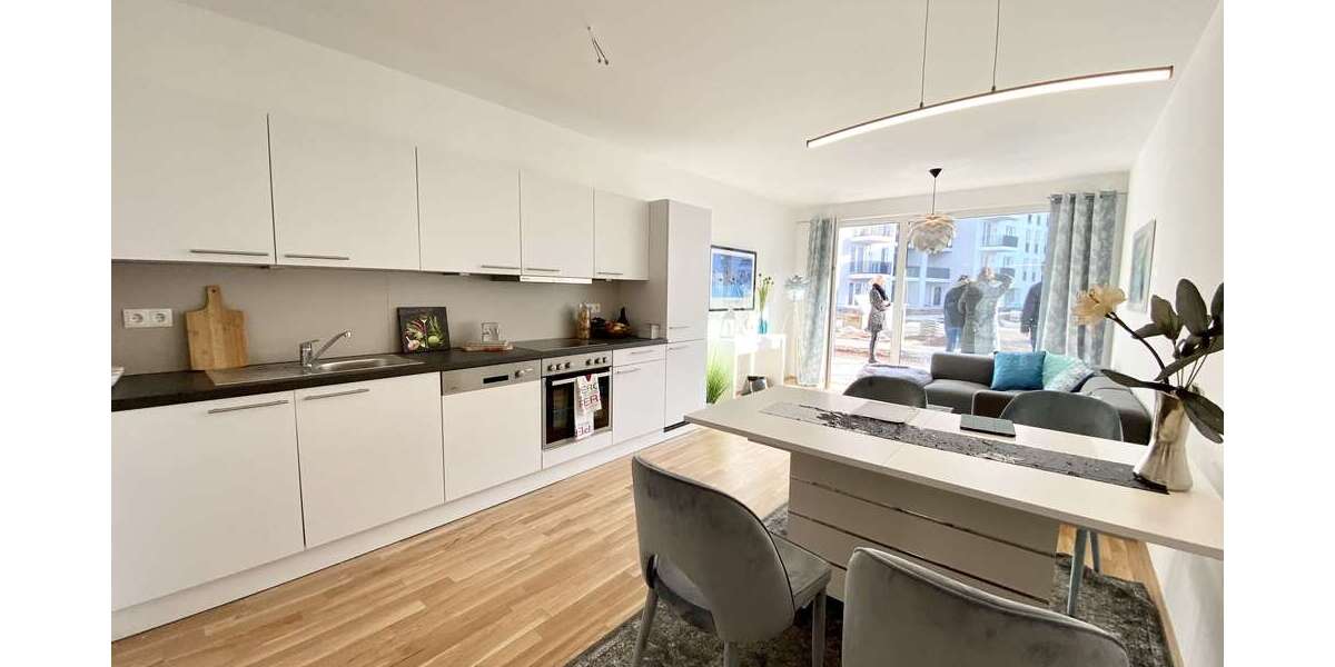 Wohnung zum Mieten in Dresden 1.715 € 114.4 m² 4 zimmer