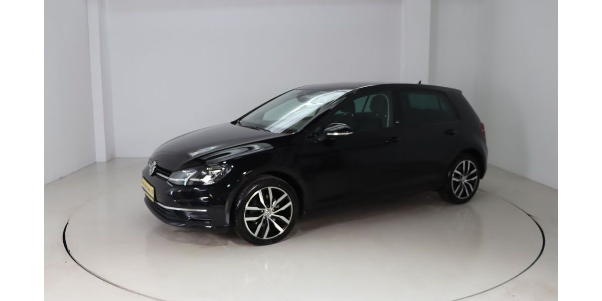 VW Golf 104.239 km 16.980 &euro; Dresden 01237