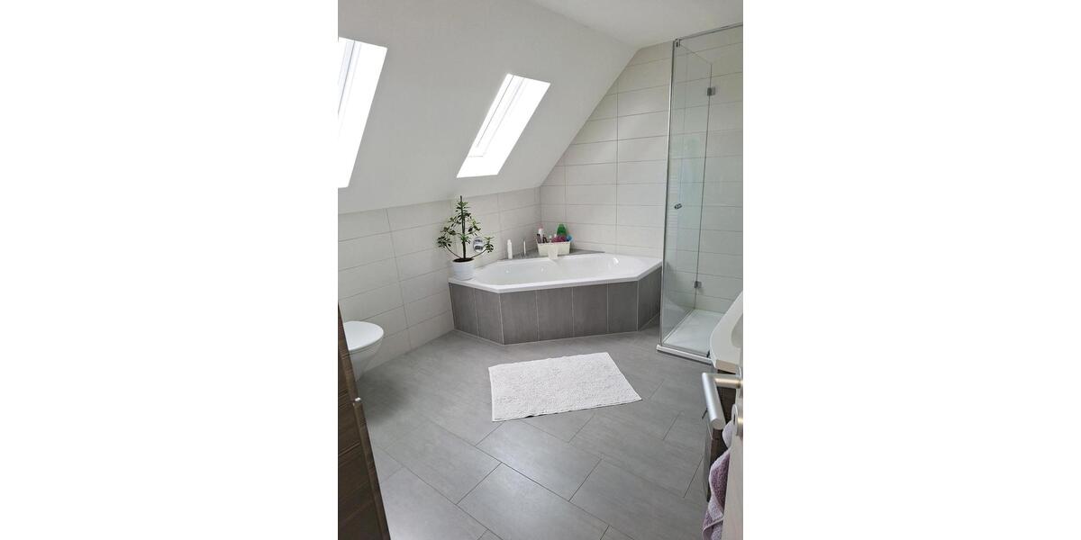 Einfamilienhaus Heidenau - 6 Zimmer, 180 m&sup2;, 530.000&euro; | Angebot:26901131