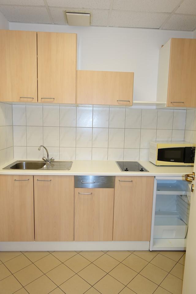 Büro- Praxisfläche in Wohn- + Geschäftshaus zimmer