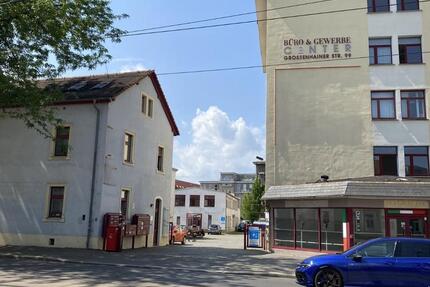 Haus mit Büro- und Lagerfläche am Gewerbecenter 11 zimmer