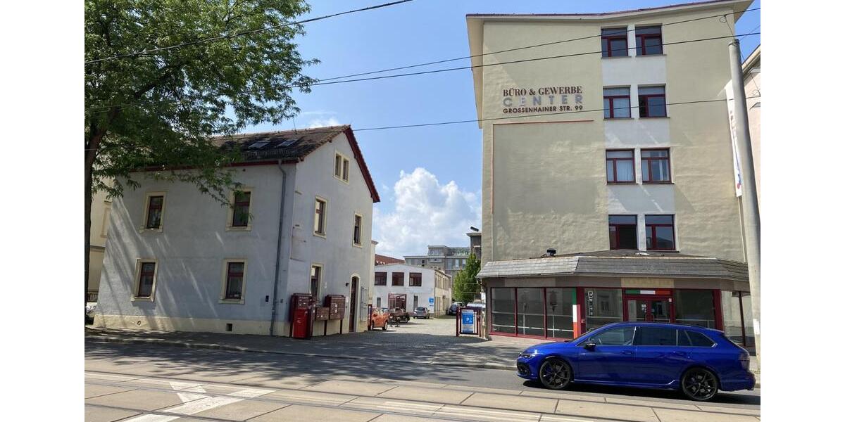 Haus mit Büro- und Lagerfläche am Gewerbecenter 11 zimmer