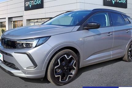 Opel Grandland (X) 33.854 km 23.930 &euro; Dresden 01237