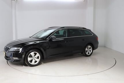 Skoda Superb 156.358 km 15.690 &euro; Dresden 01237