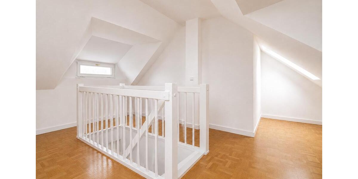 Dachgeschoßwohnung Dresden Cotta - 2.5 Zimmer, 73 m&sup2;, 239.000&euro; | Angebot:27192232