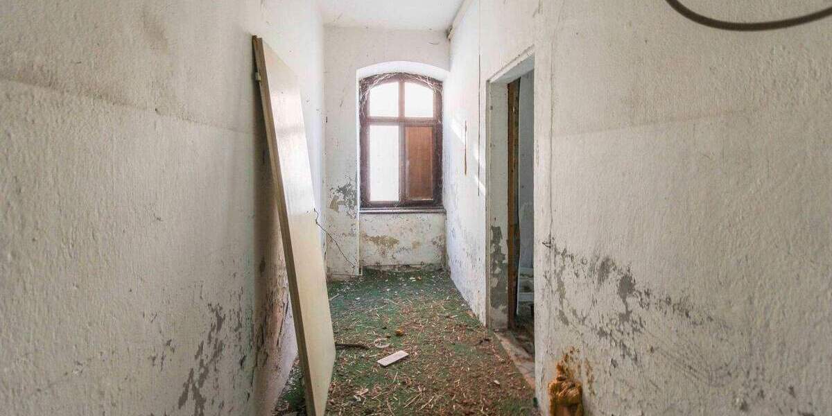 Mehrfamilienhaus, Wohnhaus Klipphausen Gauernitz - 8 Zimmer, 159.000&euro; | Angebot:25802735