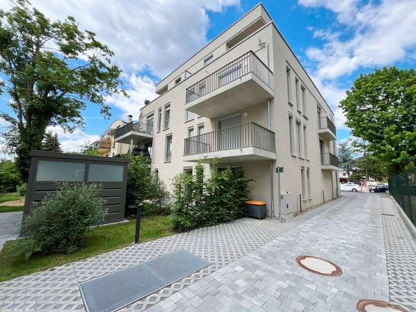 Wohnung zum Kaufen in Dresden 499.500 € 92.39 m²