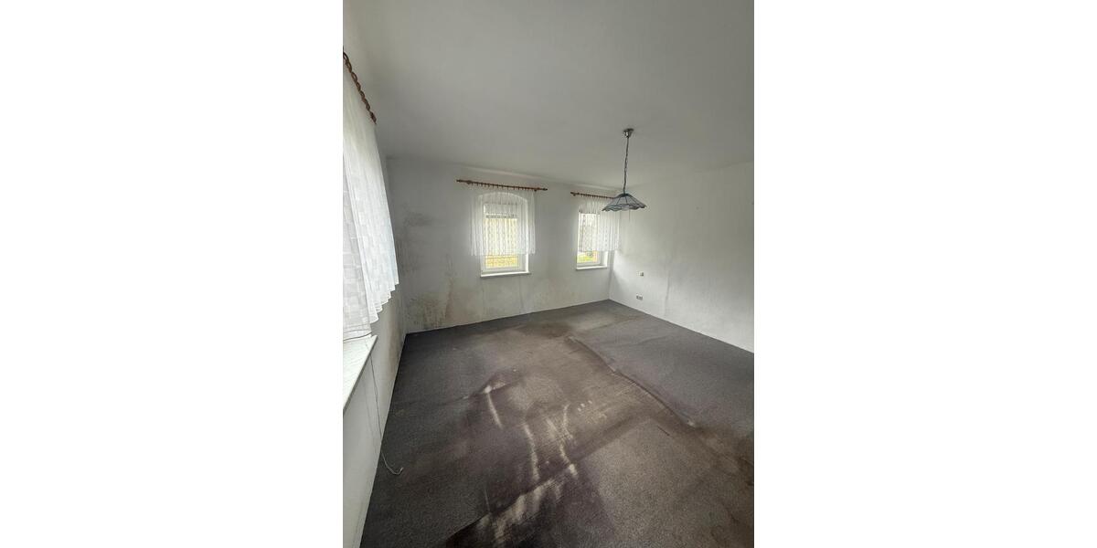 Einfamilienhaus Dresden Cossebaude - 7 Zimmer, 120 m&sup2;, 180.000&euro; | Angebot:26268434
