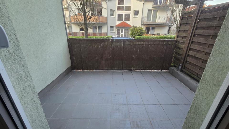 Erdgeschoßwohnung Pirna - 3 Zimmer, 74 m&sup2;, 600&euro; | Angebot:26384045