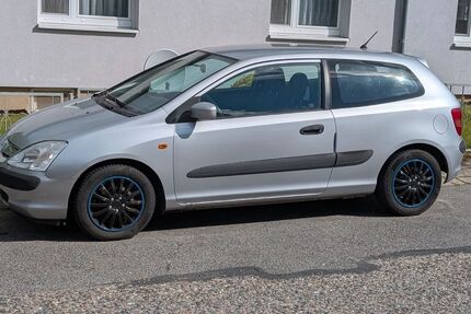 Honda Civic 176.300 km 1.599 &euro; Pulsnitz 01896