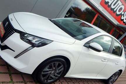 Peugeot 208 18.000 km 15.950 € Pirna Sächsische Schweiz 01796