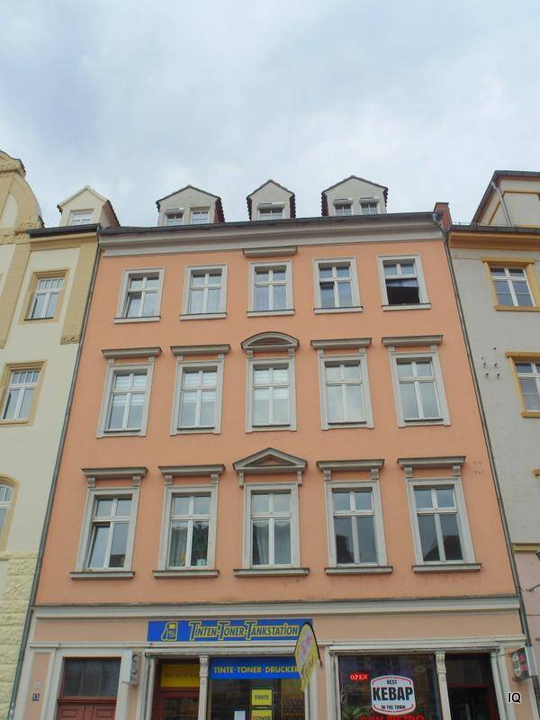 Ab Juni 2025: Kleine SingleWohnung mit Laminatboden, sep. Küche und Badewanne