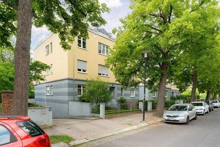 Eigennutz möglich! 3-R-ETW mit gemütlicher Terrasse, Gäste-WC und TG-Stellplatz. Striesen-Süd! 3 zimmer