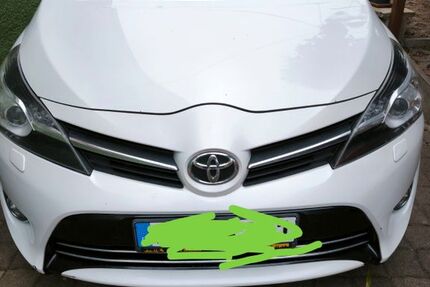 Toyota Verso 191.500 km 5.000 &euro; Pirna 01796