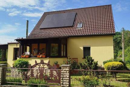 Haus Bad Gottleuba-Berggießhübel Langenhennersdorf - 8 Zimmer, 165 m&sup2;, 389.000&euro; | Angebot:25267308